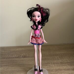 Monster High Monster Exchange Draculaura